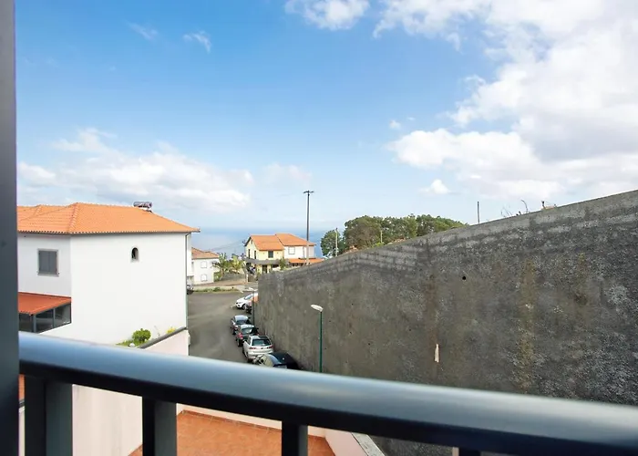 Moradia Casa Feliz * Santa Cruz - Madeira